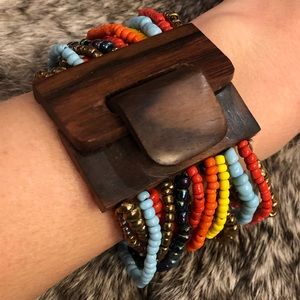 Beaded Bracket with wood closure